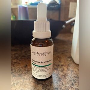Niacinamide 5% + Squalane Serum — White Dropper Bottle